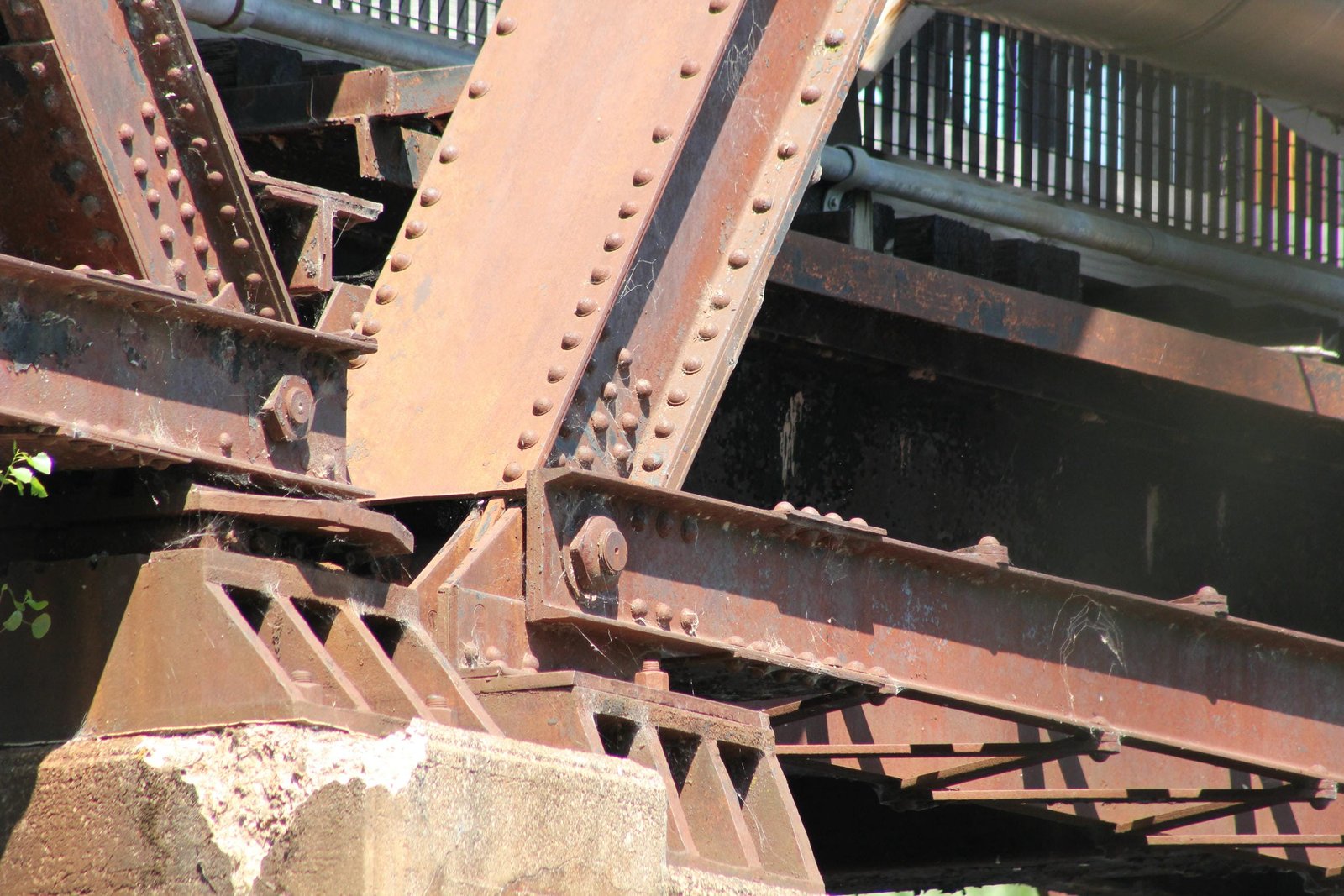 Lower angle connection, span #2